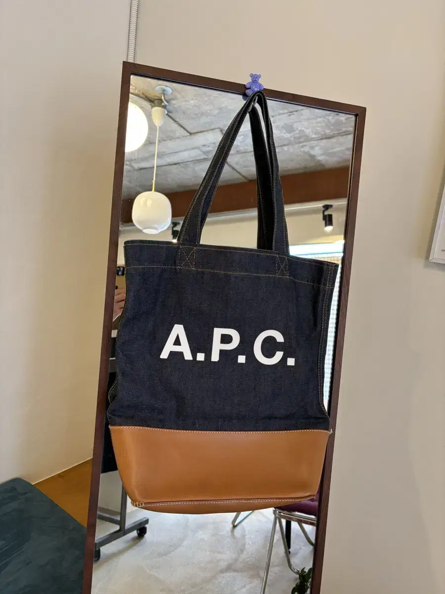 apc 아페쎄 악셀토트백